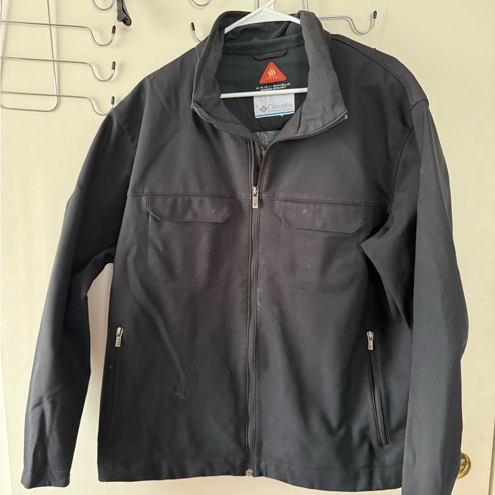 Columbia Men's Black Lightweight Jacket